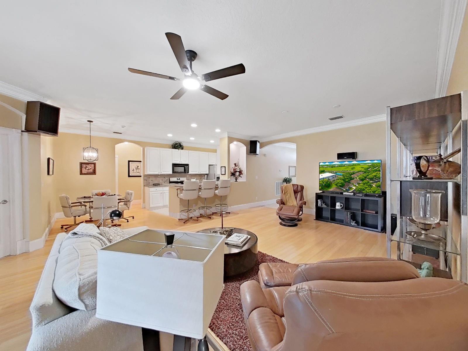 MEADOWOOD OAKS - Residential