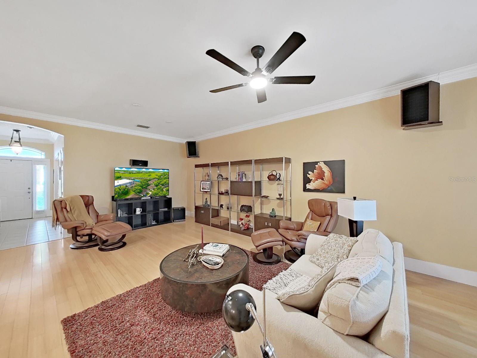 MEADOWOOD OAKS - Residential