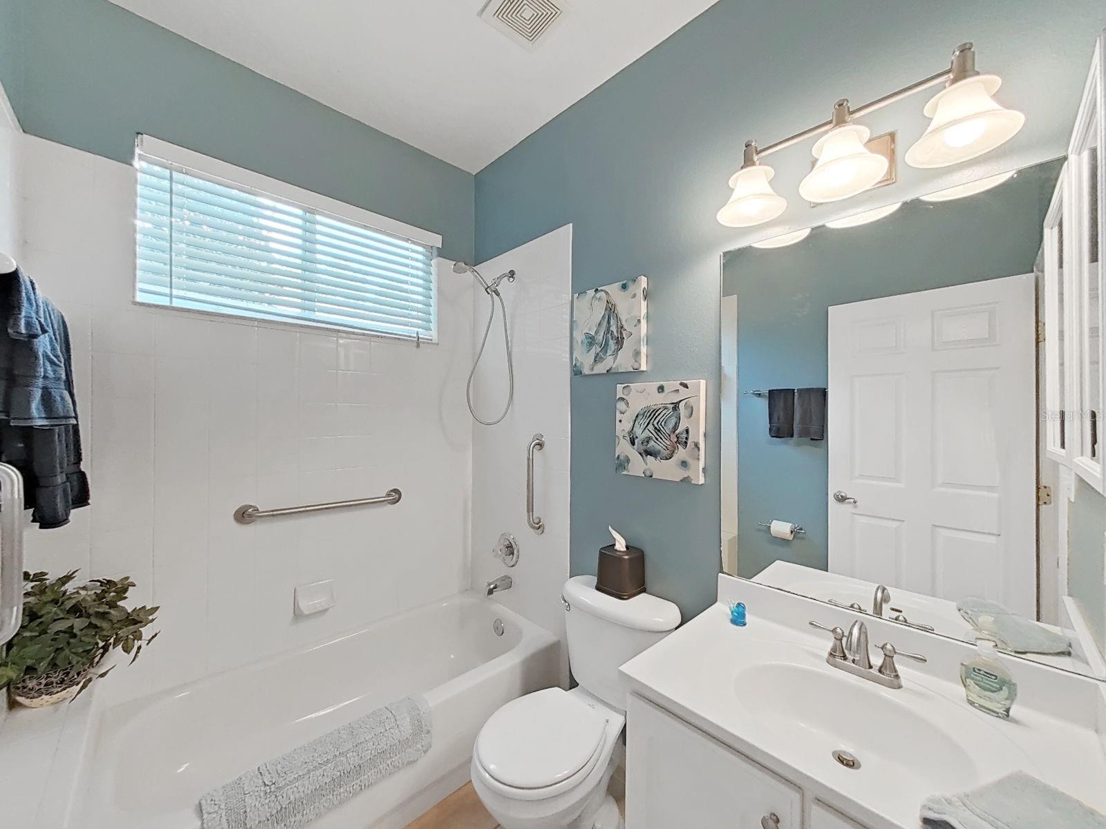 MEADOWOOD OAKS - Residential