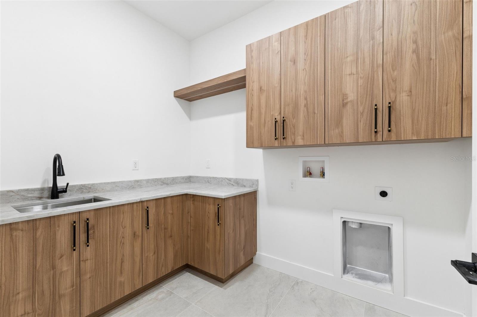SPRING VALLEY FARMS SEC 06 - Residential