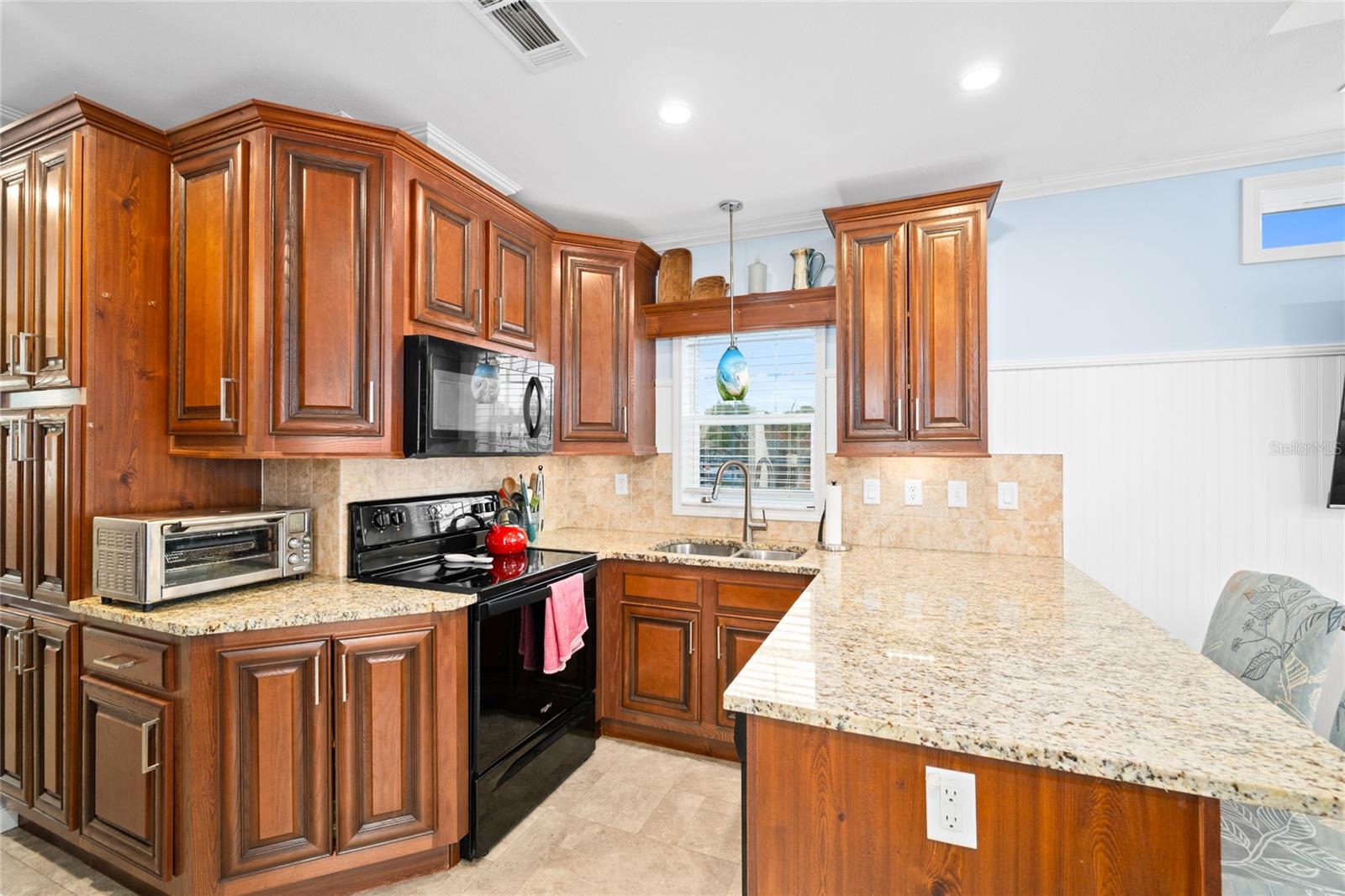 ELITE RESORTS AT CITRUS VALLEY CONDO UNIT 19 - Residential