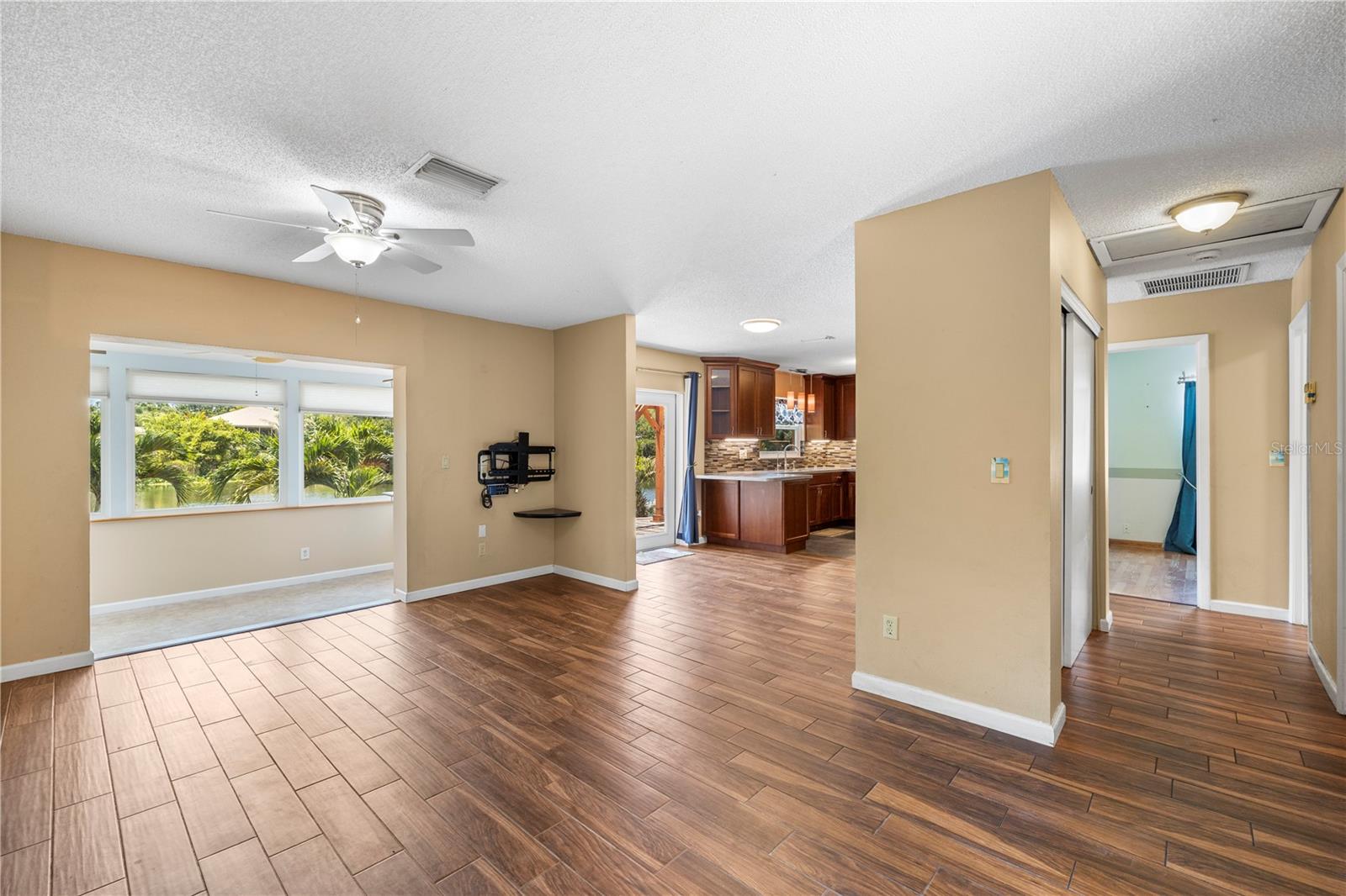 GULFVIEW RIDGE - Residential