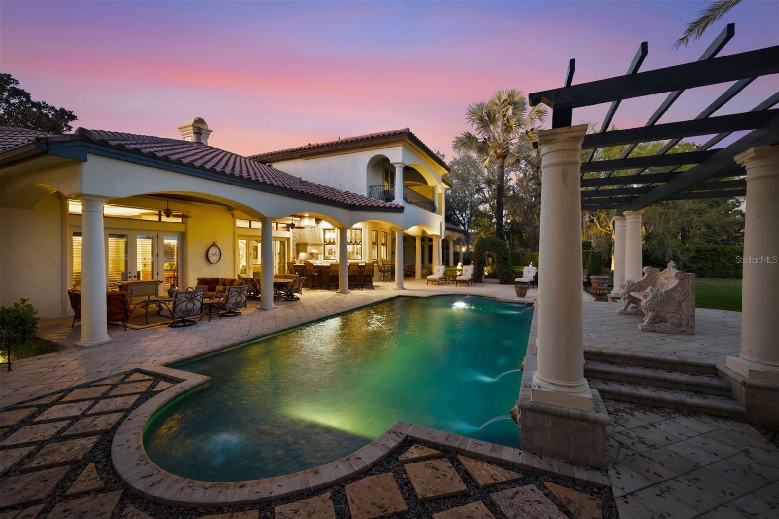 STEEPLECHASE - Residential