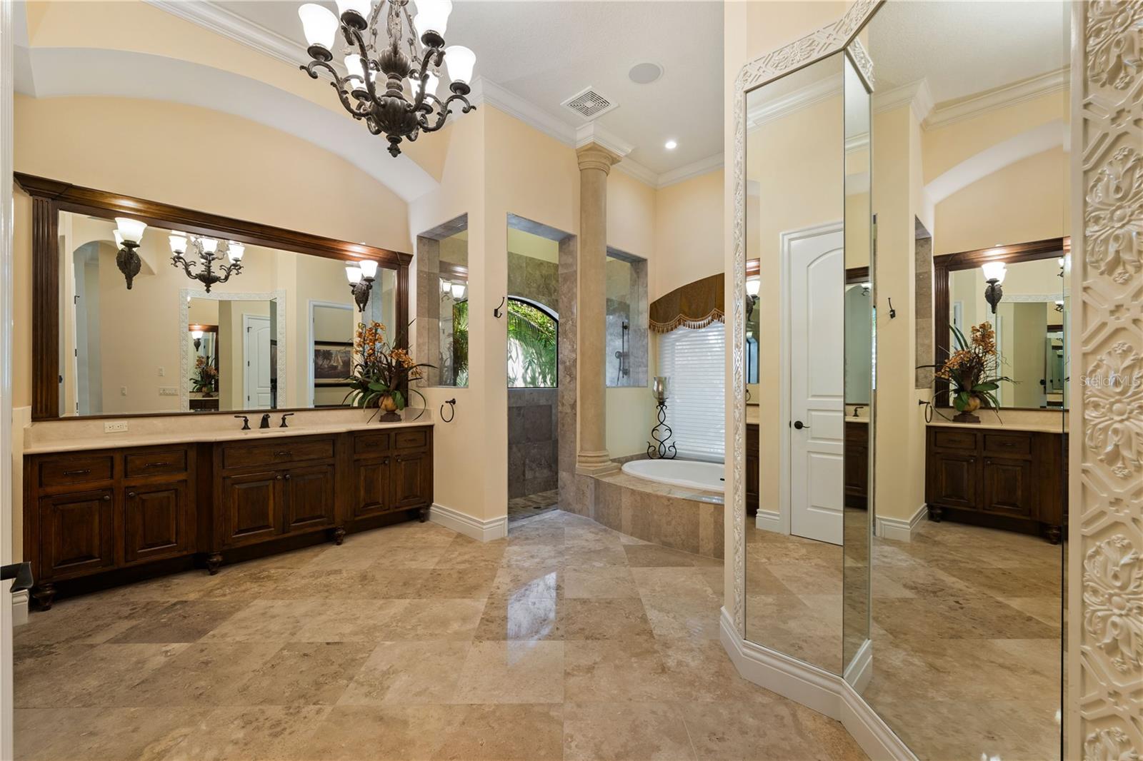 STEEPLECHASE - Residential