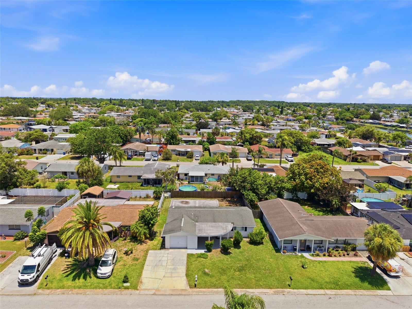 ALOHA GARDENS - Residential