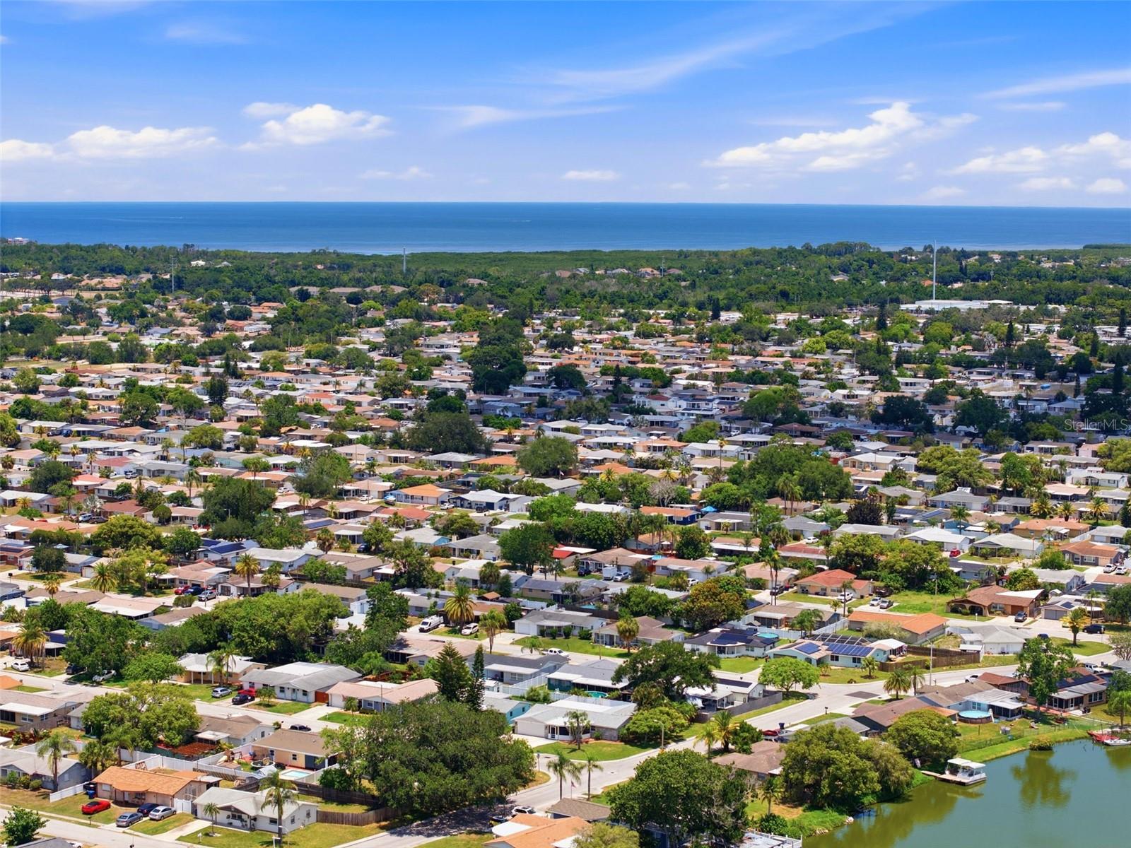 ALOHA GARDENS - Residential