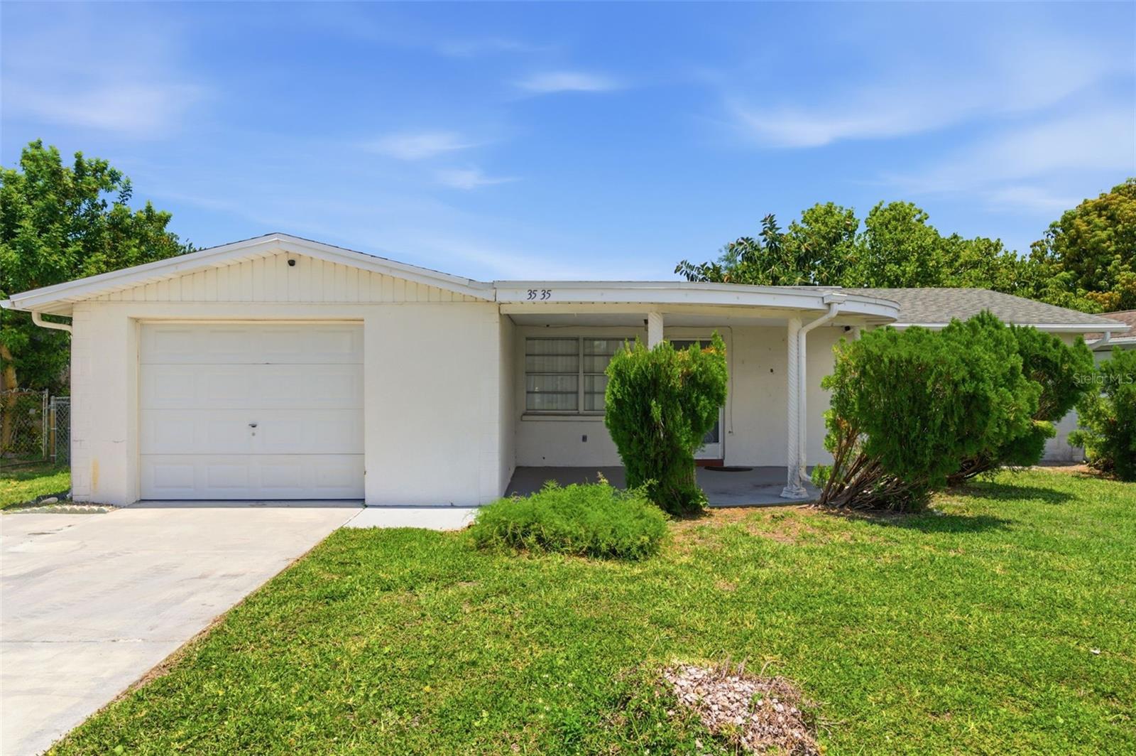 ALOHA GARDENS - Residential