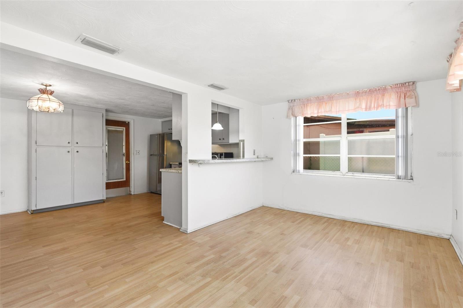 ALOHA GARDENS - Residential