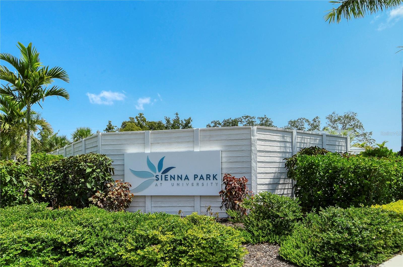 SIENNA PARK TWNHMS/UNIVERSITY - Residential