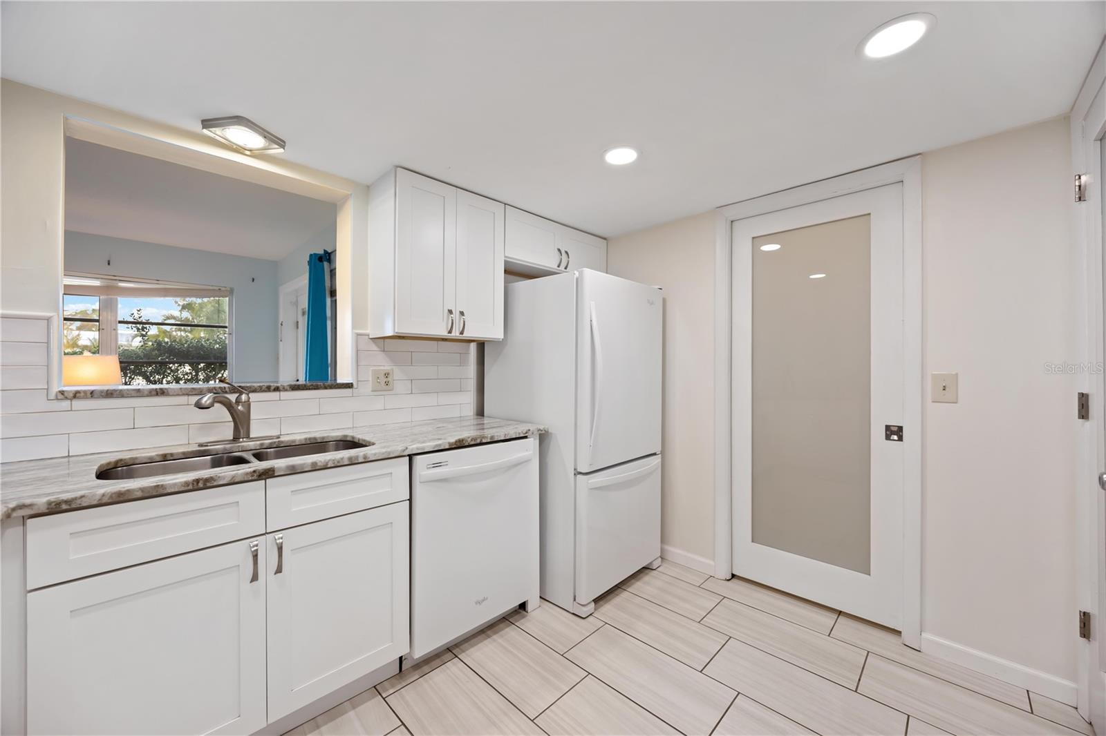 VENICE EAST SEC 1 - Residential
