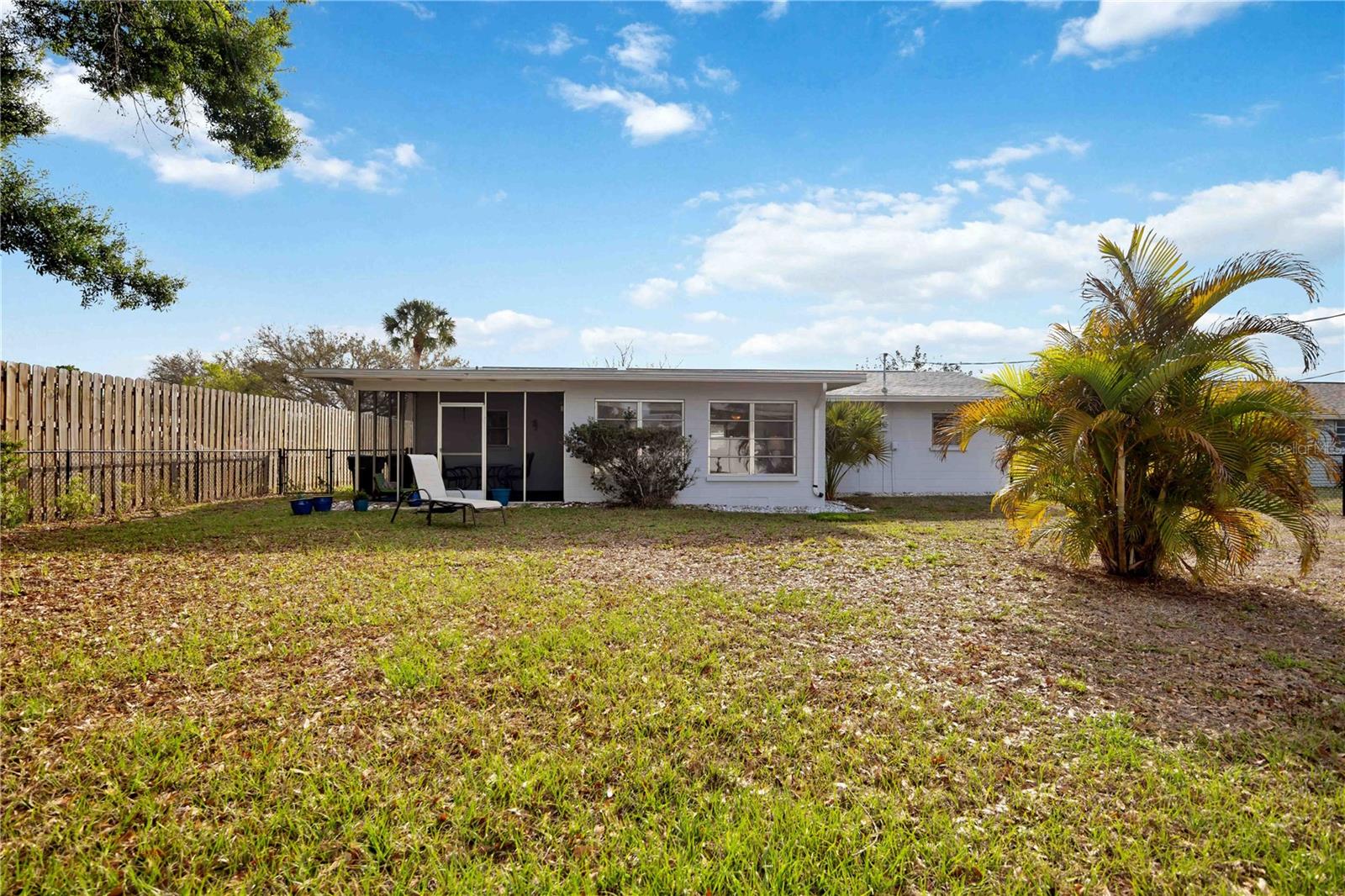 VENICE EAST SEC 1 - Residential