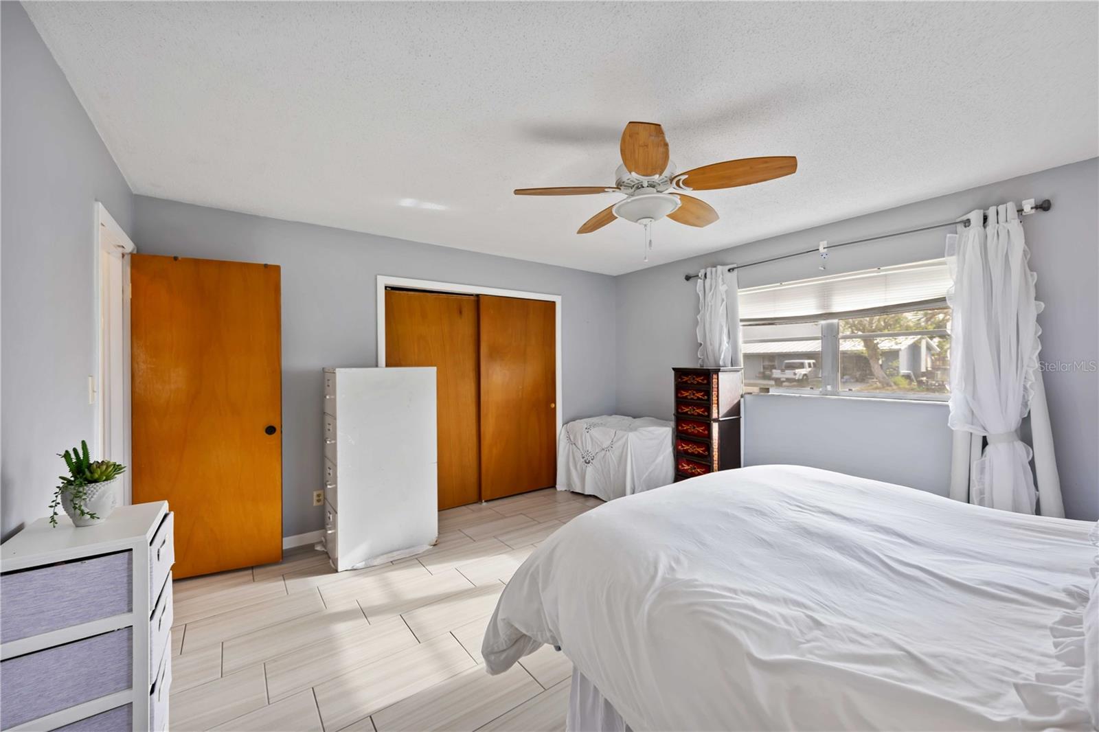 VENICE EAST SEC 1 - Residential