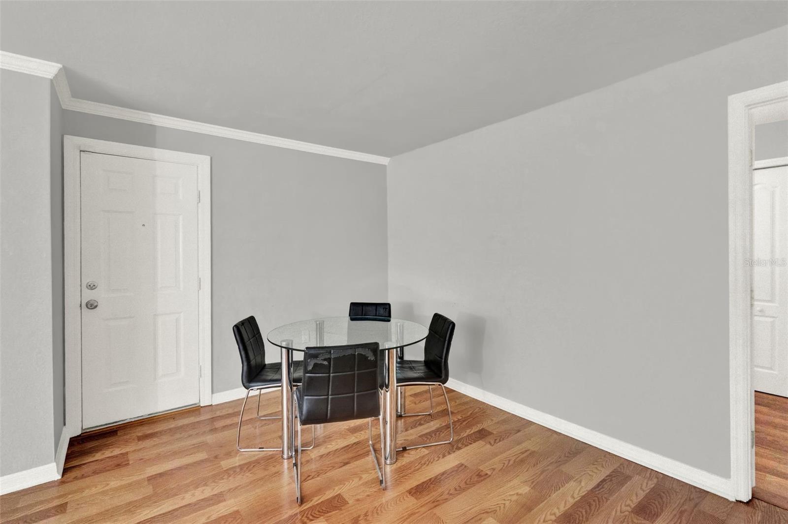 METRO/MICHIGAN PARK CONDO - Residential