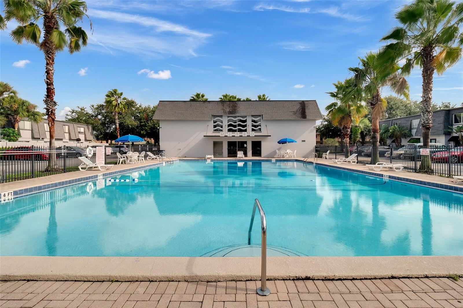 METRO/MICHIGAN PARK CONDO - Residential