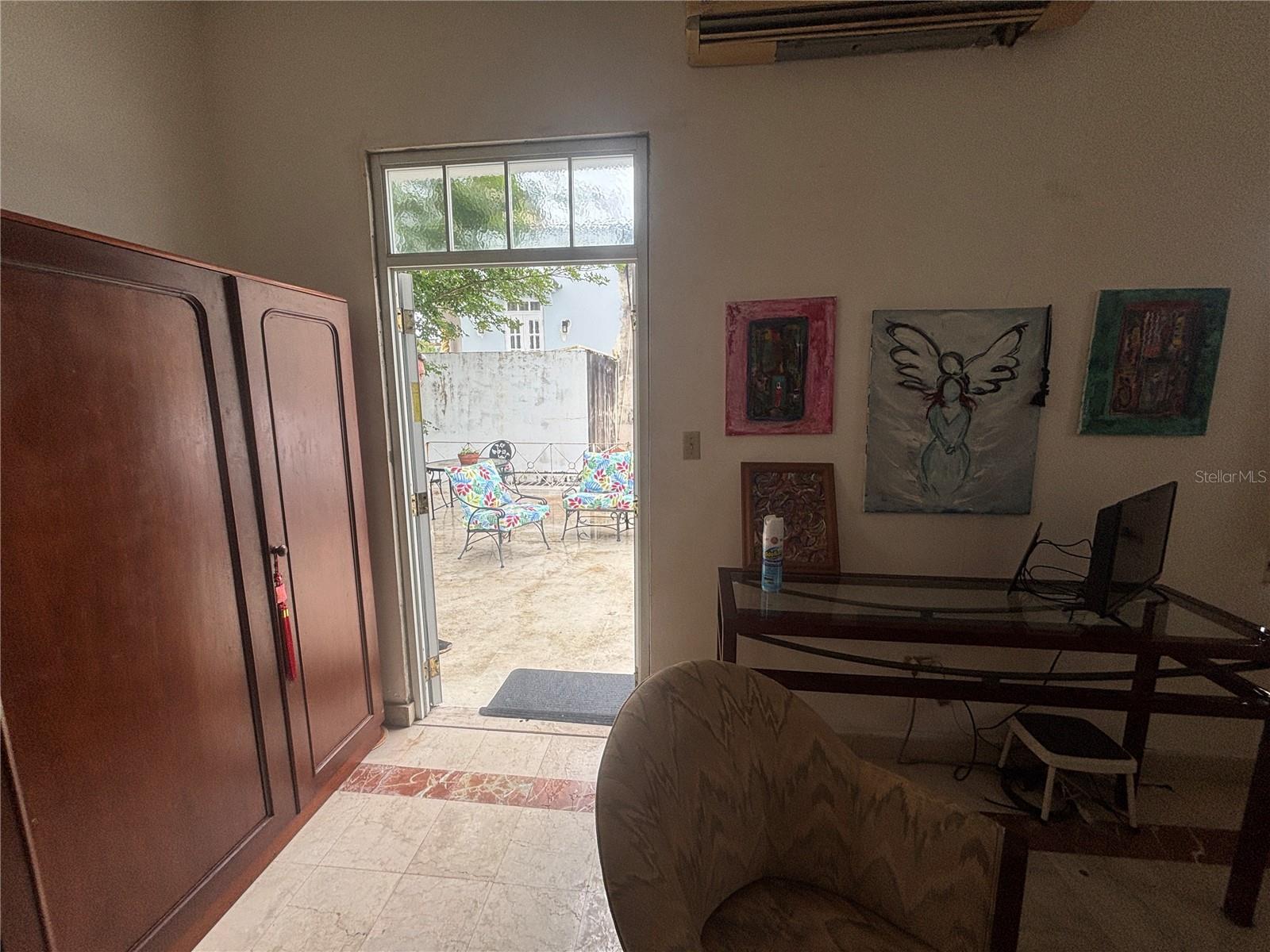 SAGRADO CORAZON HISTORICAL DISTRICT - Residential