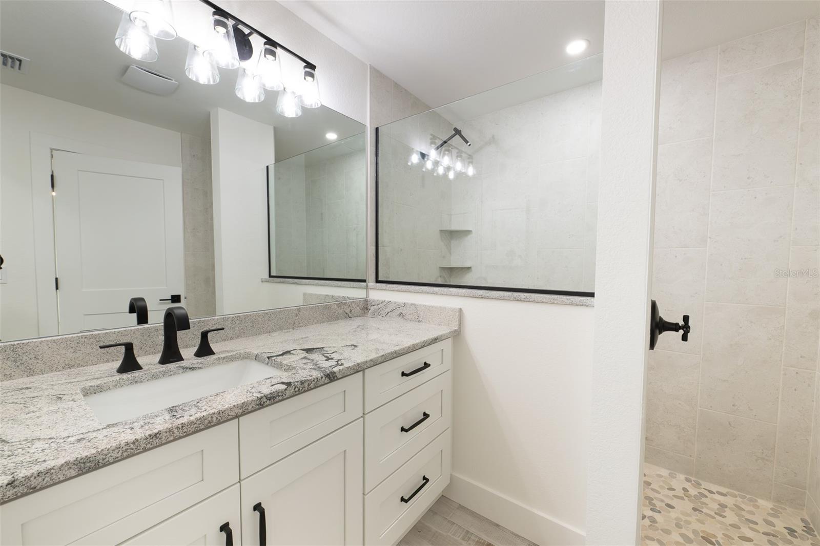 SUNNYBREEZE HARBOR GOLF COURSE - Residential