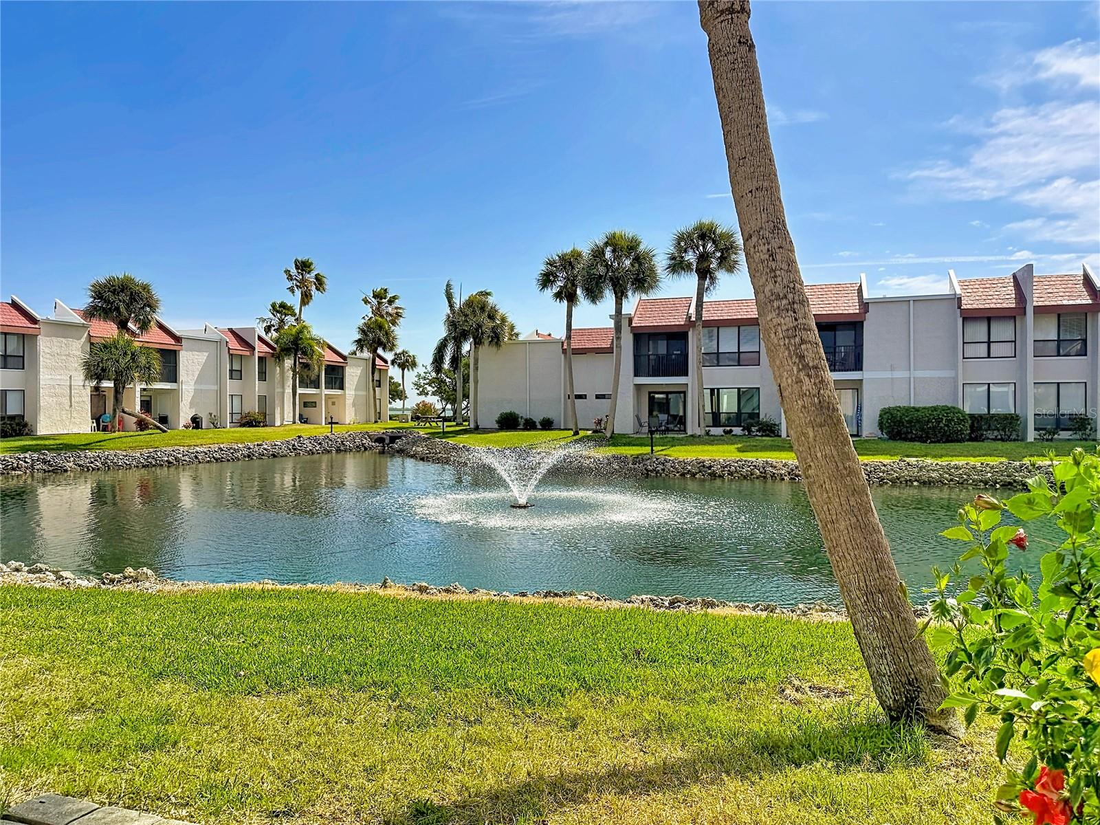 RUNAWAY BAY - Residential