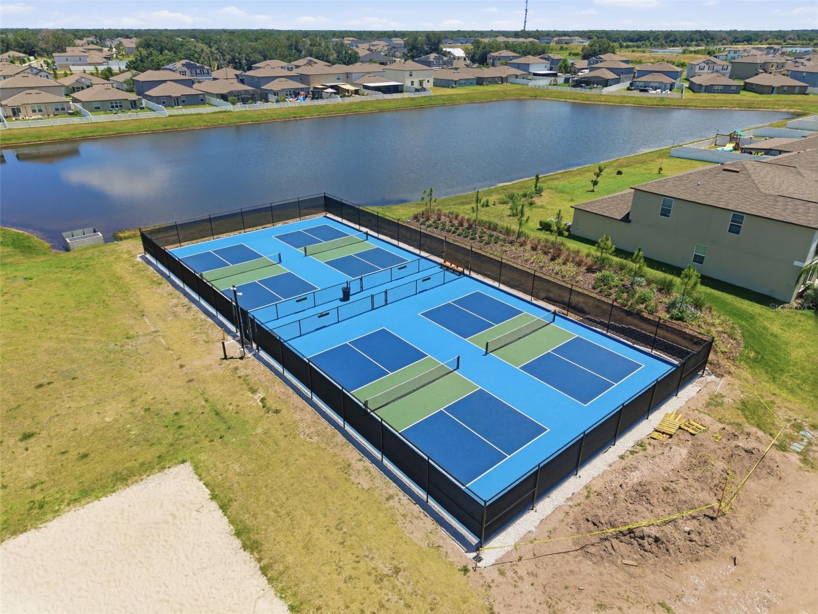 TRIPLE CRK VILLAGE N & P - Residential