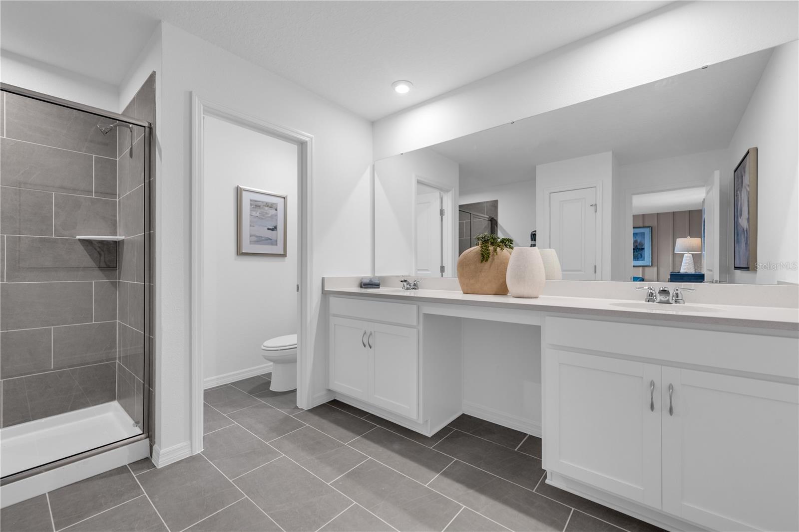 RESERVE AT COUNTRY CLUB LAKES ESTATES - Residential
