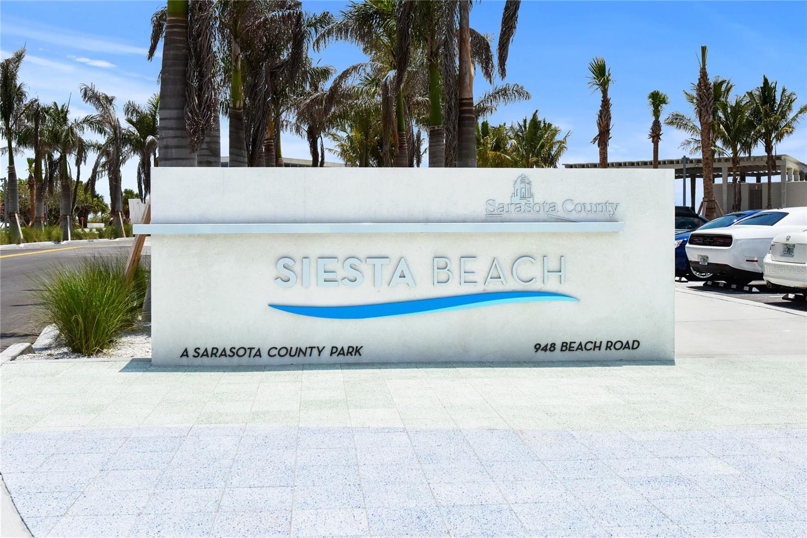 SIESTA ISLES - Residential