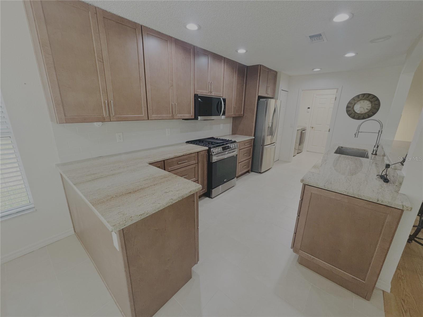 SUMMERGLEN PH I - Residential Lease