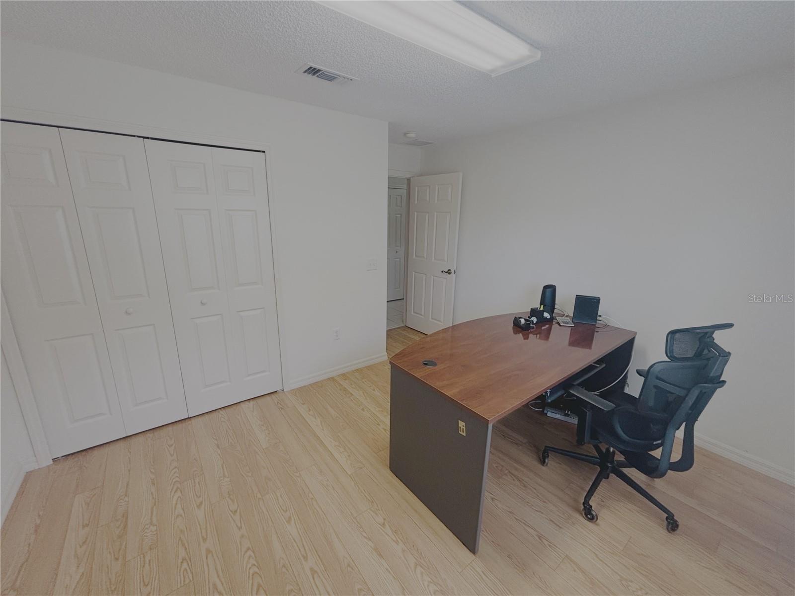 SUMMERGLEN PH I - Residential Lease