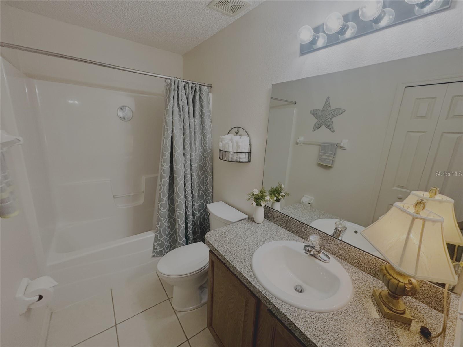 SUMMERGLEN PH I - Residential Lease
