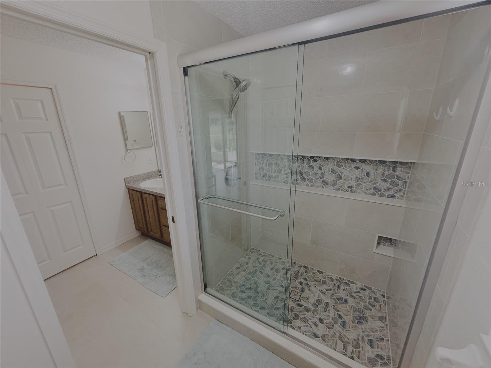 SUMMERGLEN PH I - Residential Lease