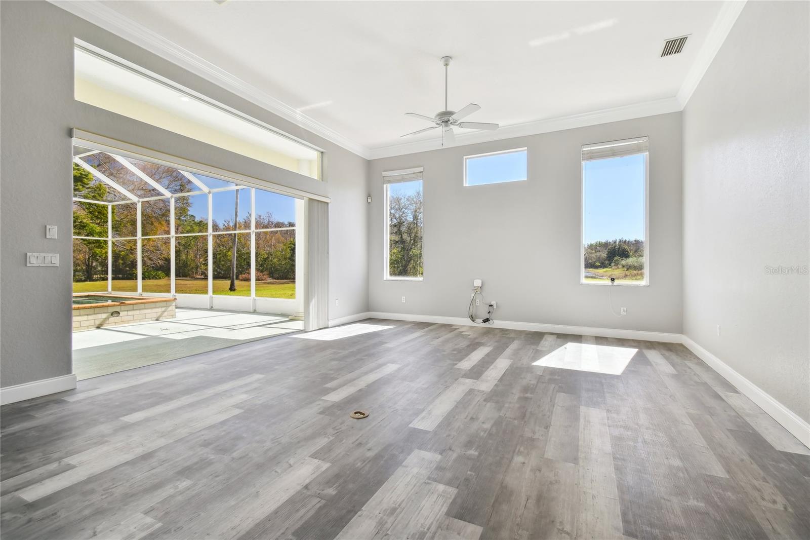 QUAIL HOLLOW ACREAGE - Residential