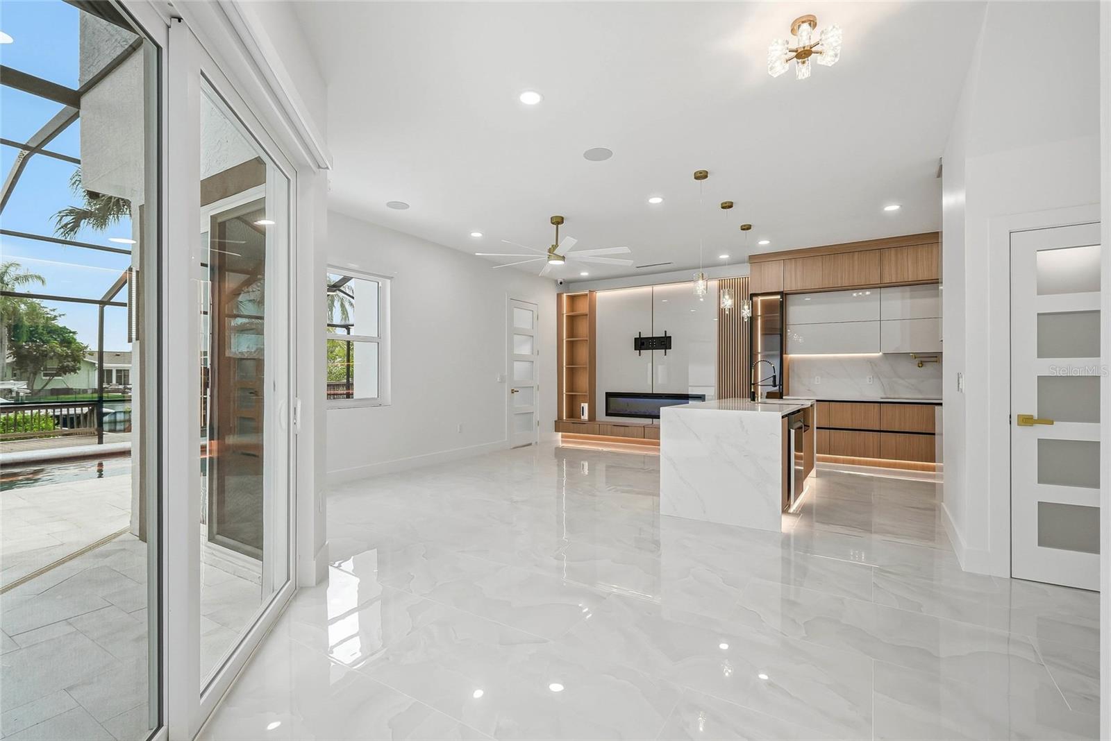 PALM BAY PH II - Residential