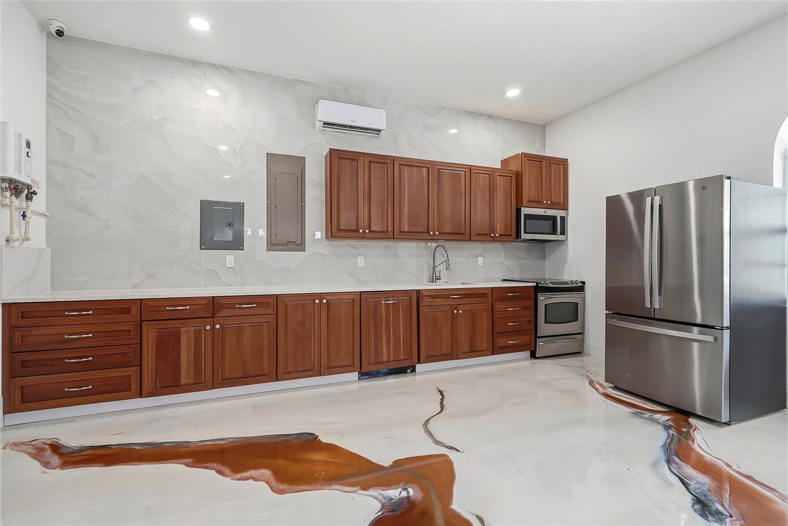 PALM BAY PH II - Residential