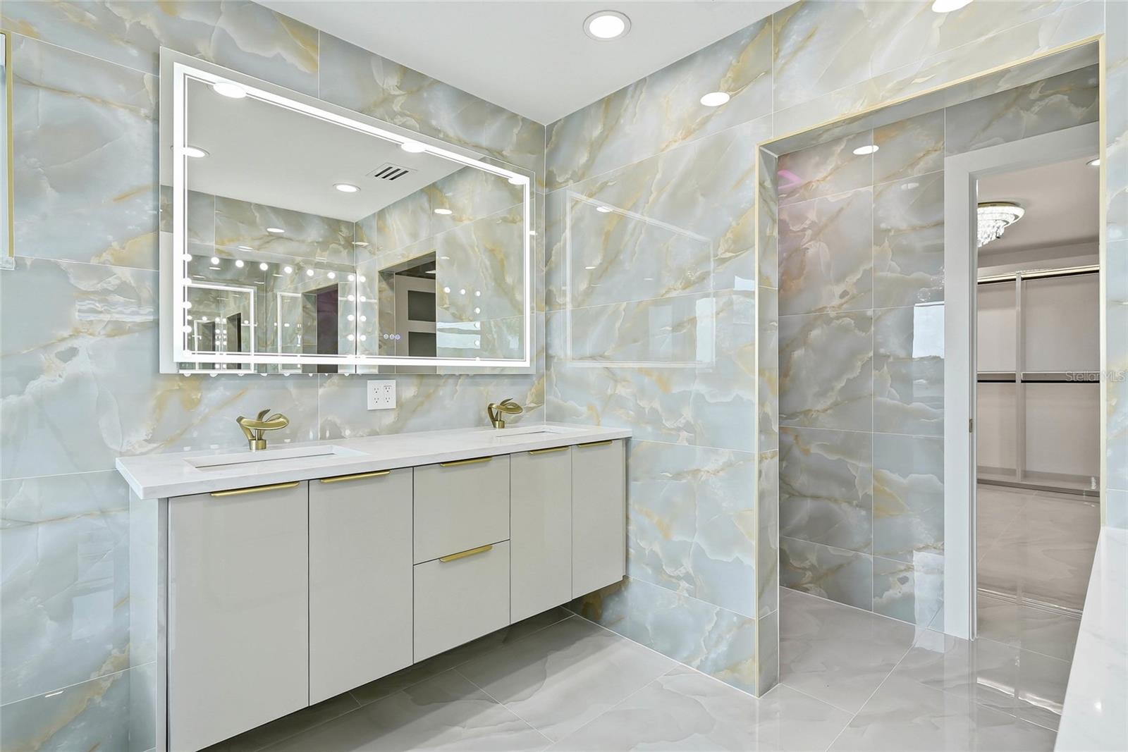PALM BAY PH II - Residential