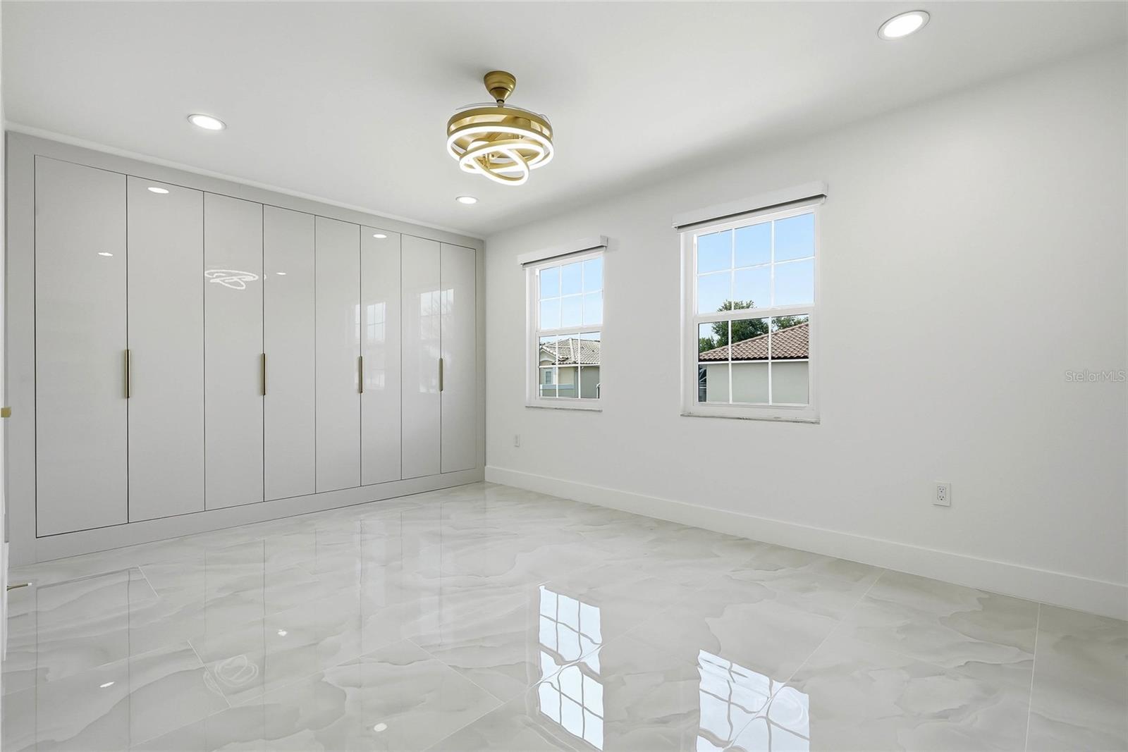 PALM BAY PH II - Residential