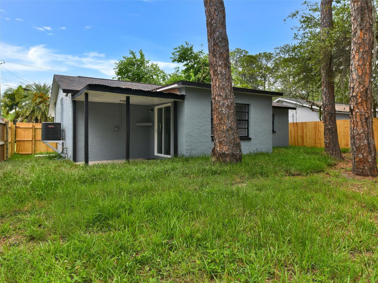 GULF COAST ESTATES - Residential