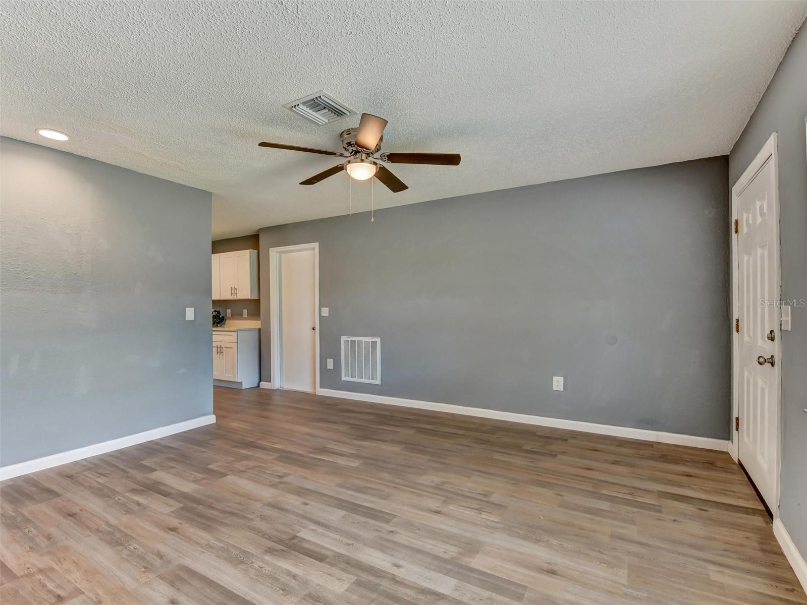 GULF COAST ESTATES - Residential