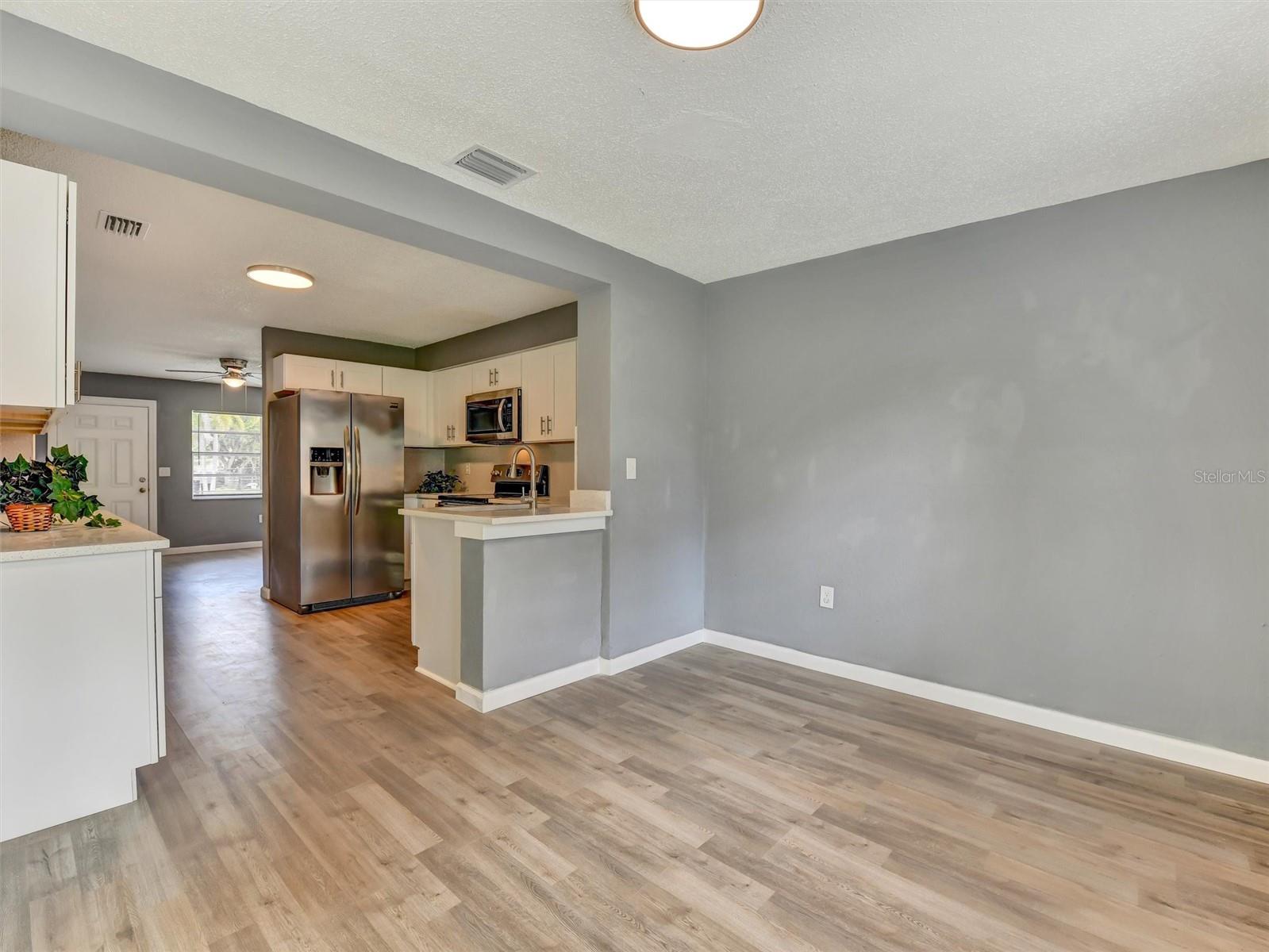 GULF COAST ESTATES - Residential