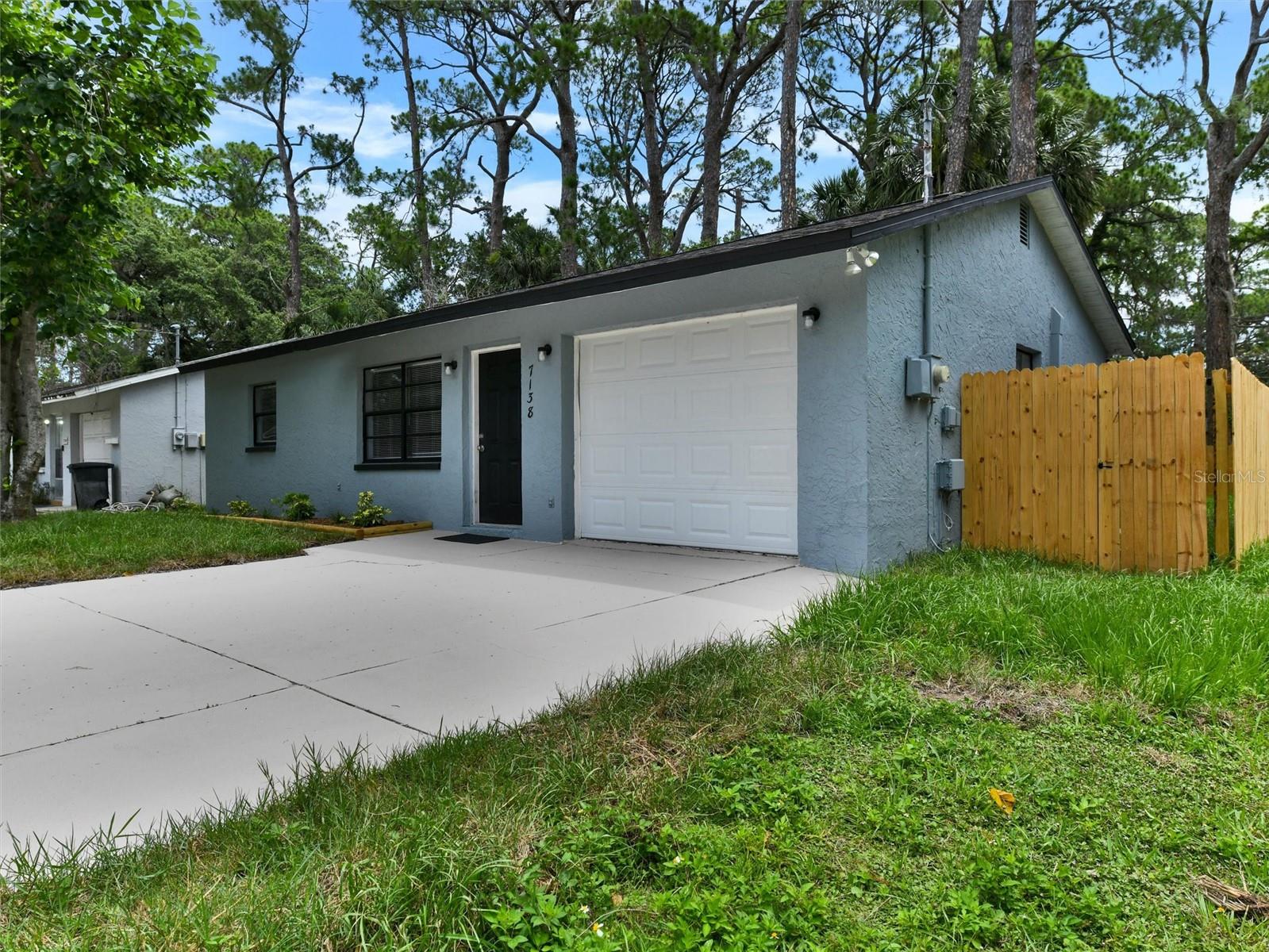 GULF COAST ESTATES - Residential