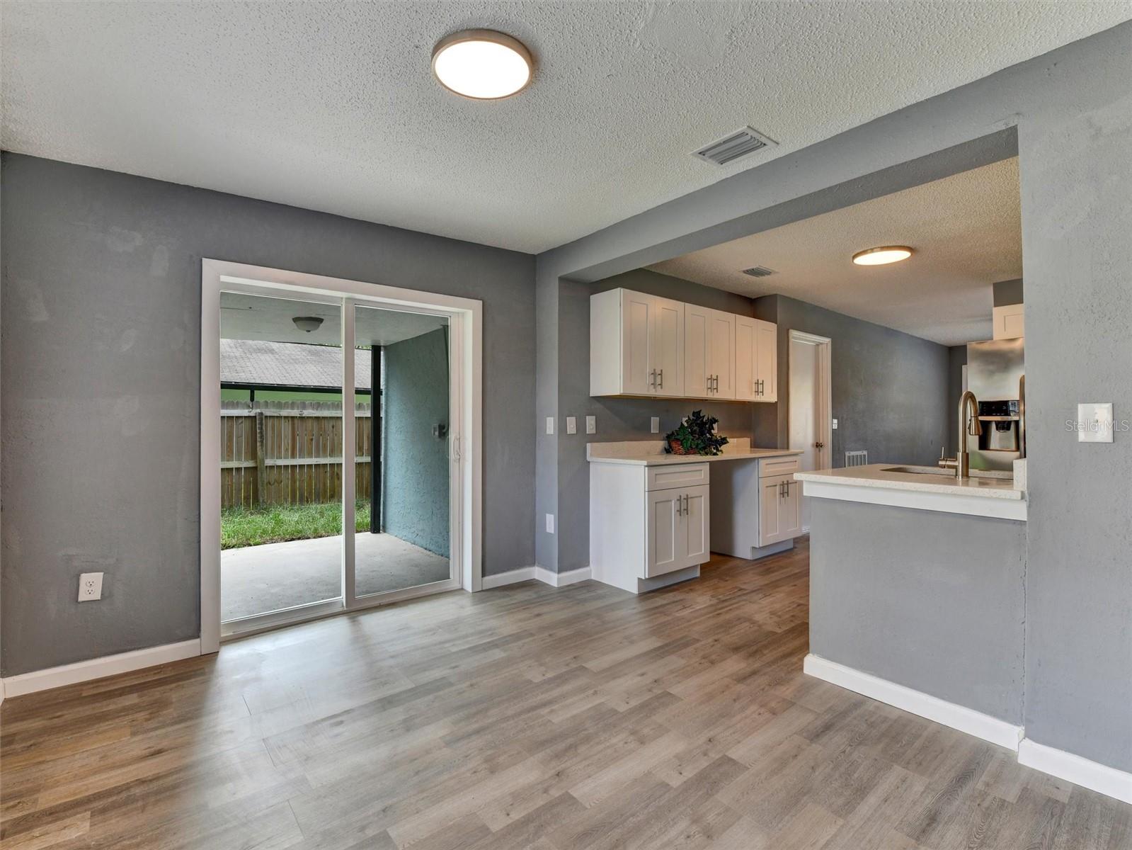 GULF COAST ESTATES - Residential