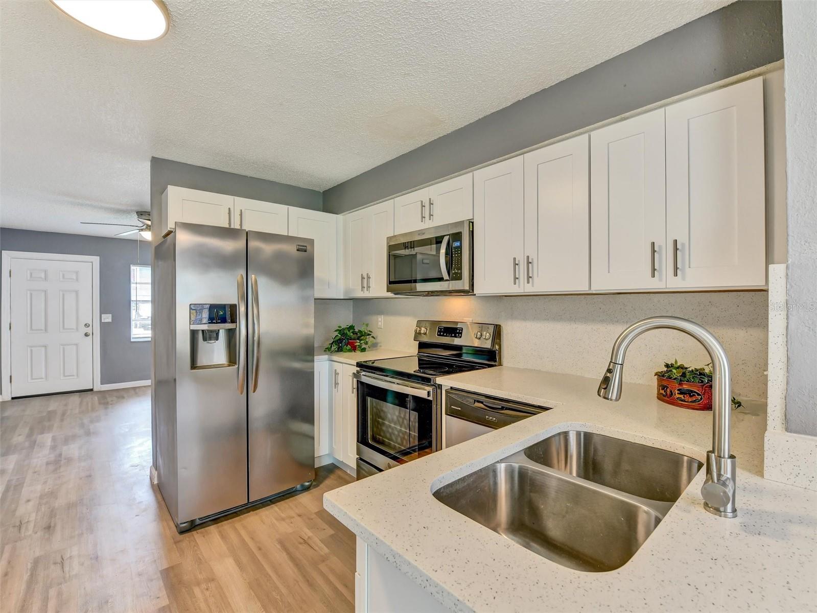 GULF COAST ESTATES - Residential