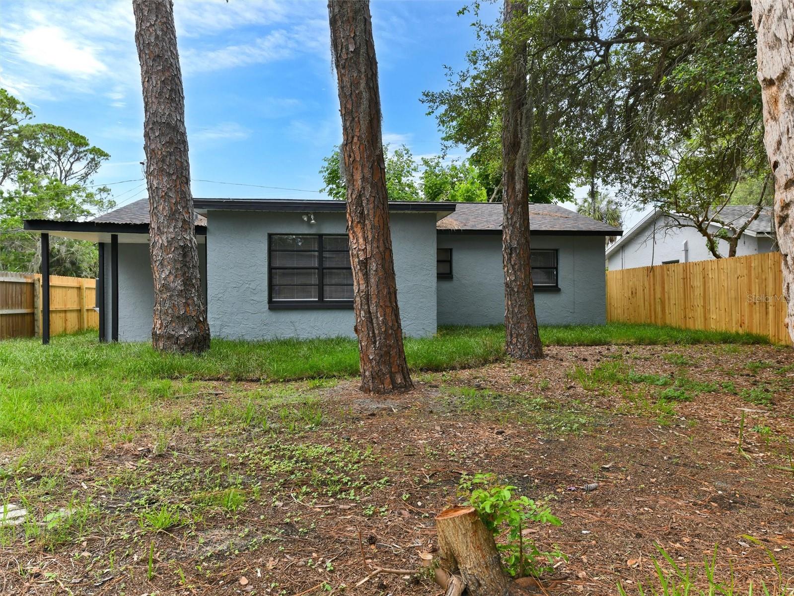 GULF COAST ESTATES - Residential