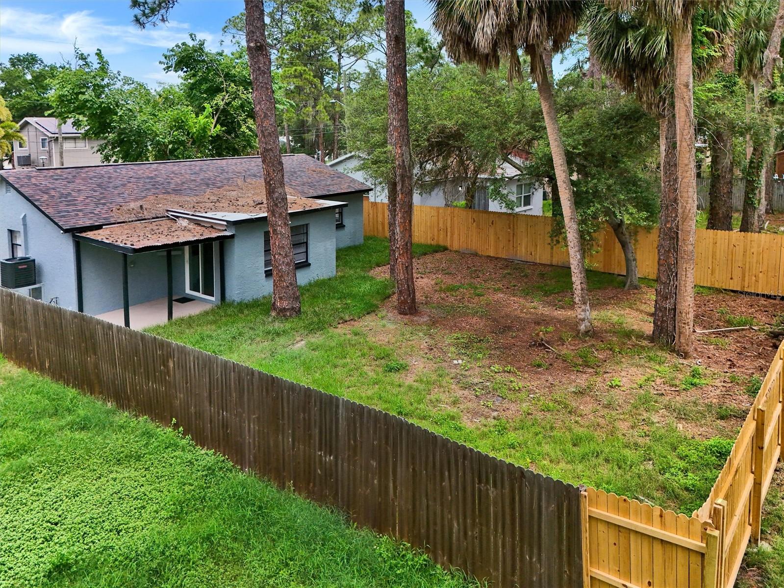 GULF COAST ESTATES - Residential