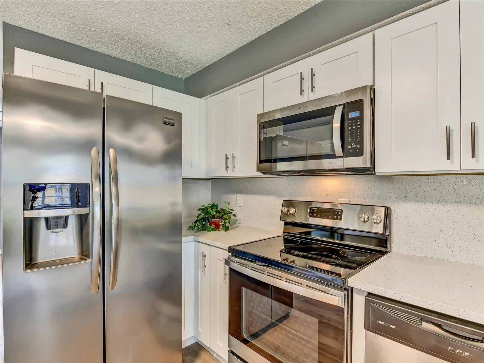 GULF COAST ESTATES - Residential