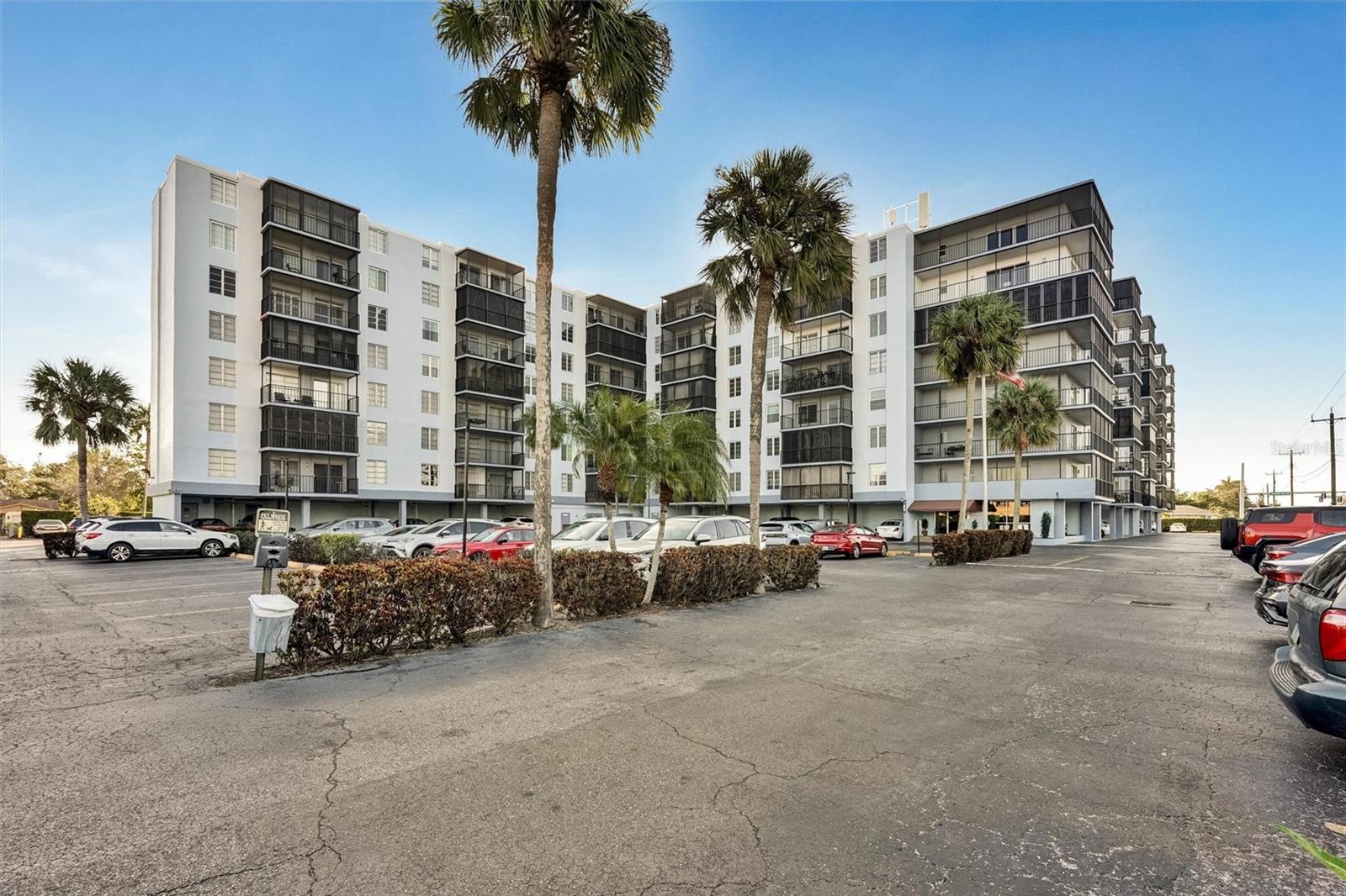 Enjoy stunning sunset views from the screened-in lanai of this 6th-floor, 2-Bedroom, 2-Bath condo featuring a spacious split floor plan in desirable West Bradenton. Located in a secured building with no age restrictions, this residence offers a truly maintenance-free lifestyle with laundry facilities and air conditioned elevators just steps from the unit. Additional perks include extra storage and an assigned parking space. Residents enjoy an array of amenities, including scheduled social events, a heated pool, community room, and barbecue grills—all included in the low monthly fee, which also covers cable, internet, trash, sewer, and water. The condo has been thoughtfully updated with stainless steel appliances, new flooring and lanai screens in 2025, along with updated bathrooms and modern light fixtures.
Ideally situated near IMG Academy, Robinson Preserve, the Village of the Arts, LECOM Park, Bradenton Riverwalk, and world-renowned beaches such as Bradenton Beach, Coquina Beach, and Anna Maria Island. Don’t miss this opportunity—schedule your private showing today!