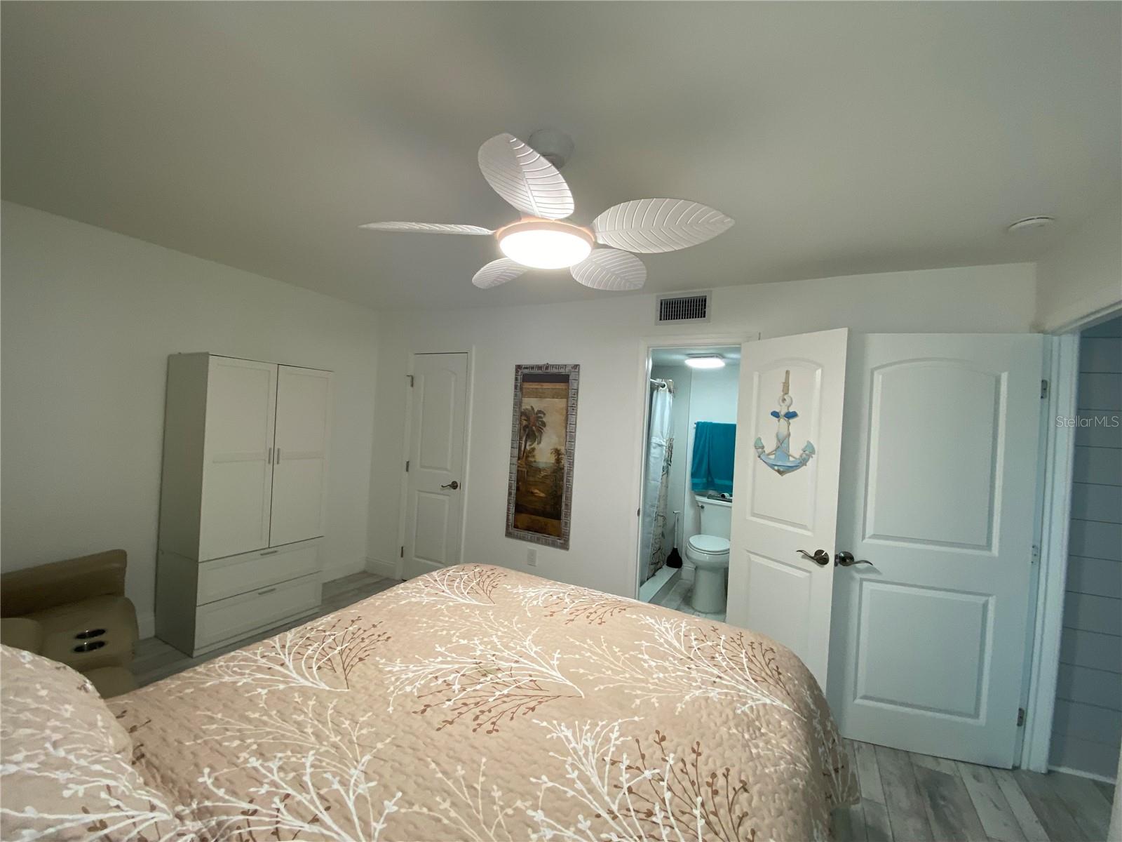 MADEIRA BEACH YACHT CLUB CONDO - Residential