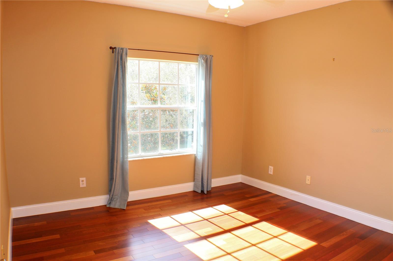 MANDOLIN PH 02B - Residential Lease