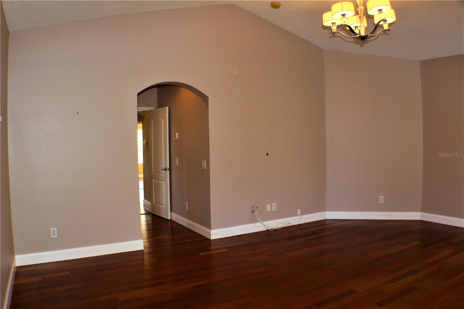MANDOLIN PH 02B - Residential Lease