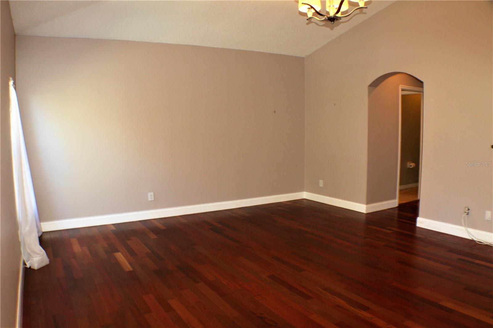 MANDOLIN PH 02B - Residential Lease