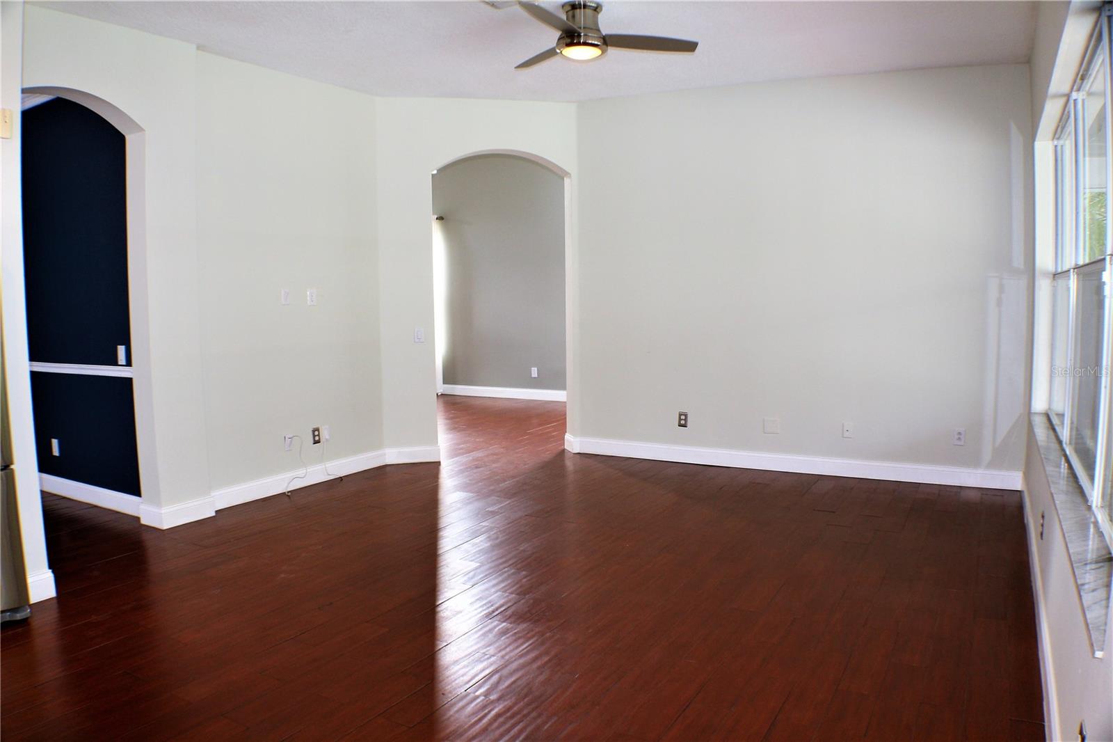 MANDOLIN PH 02B - Residential Lease