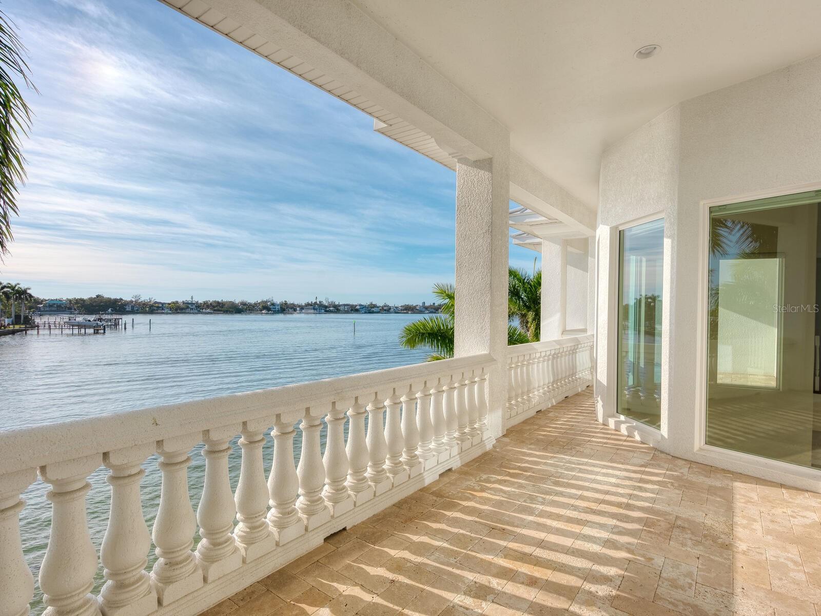 CORAL COVE - Residential