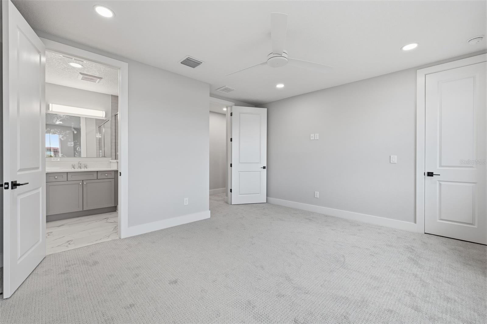 D4S | MADISON TOWNHOMES - Residential